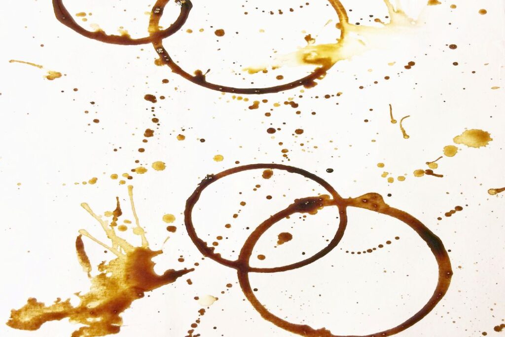 remove stubborn stains like tea and coffee stains from clothes