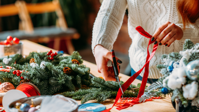 How to Clean Your Home While Decorating for the Holidays