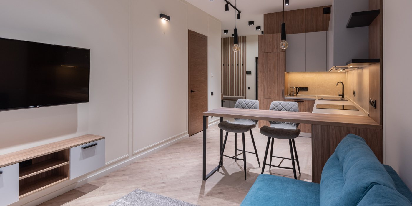 How Busy Tampa Residents Can Maintain a Clean and Organized Home
