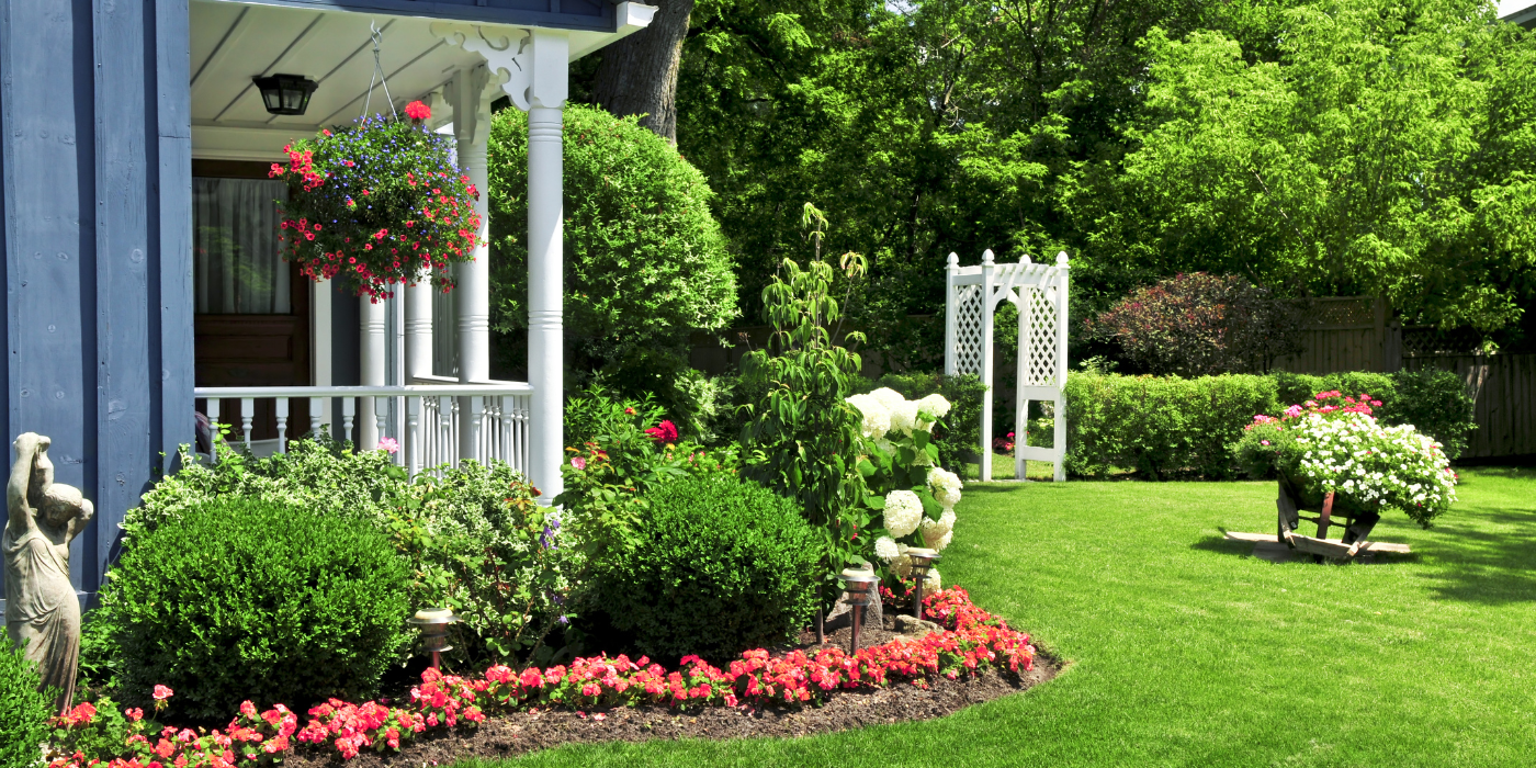 Spring Yard Clean-Up: Easy Tips for a Fresh Start Outside