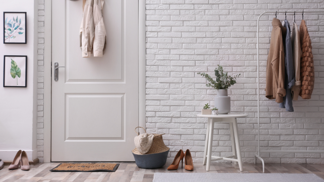 How to Keep Your Entryway Clean and Clutter-Free