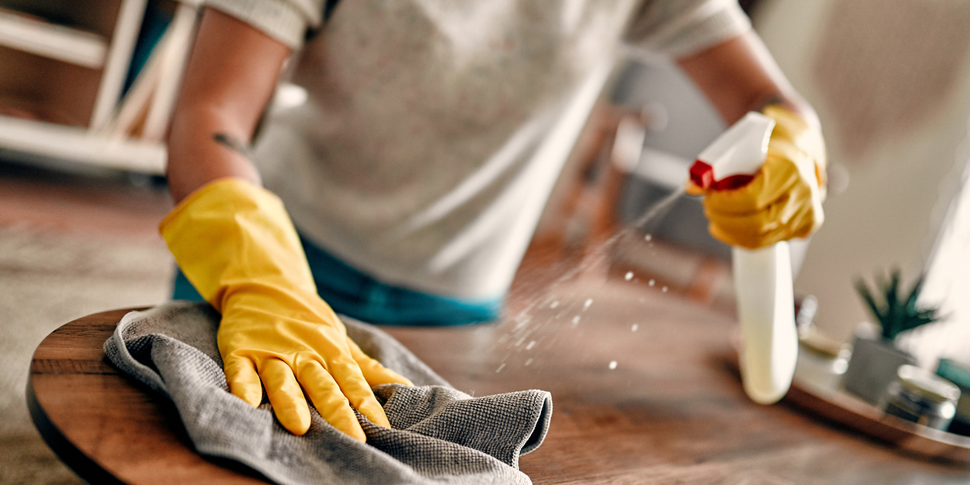Quick Summer Cleaning Hacks for Last-Minute Visitors