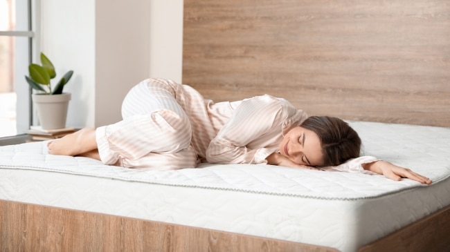 How to Clean a Mattress for Summer Freshness