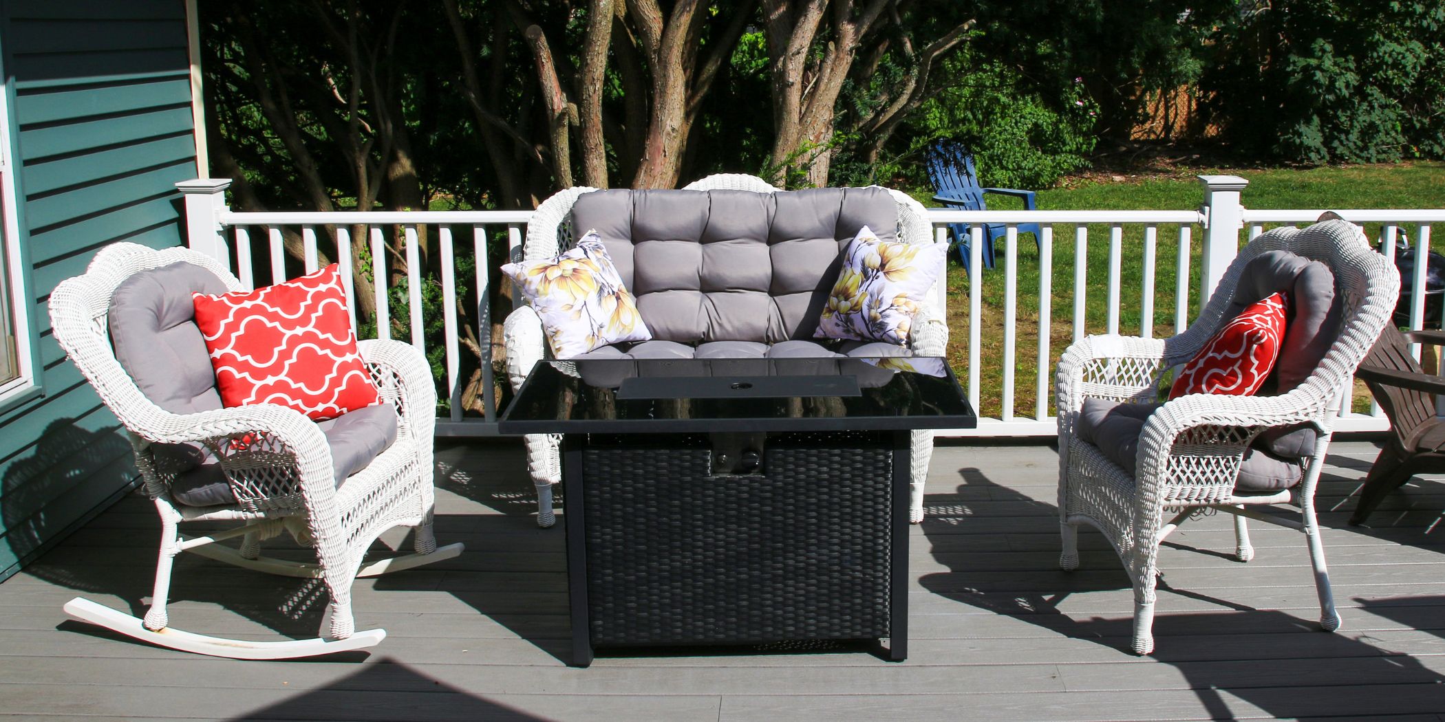 How to Clean Your St. Pete Outdoor Furniture Like a Pro