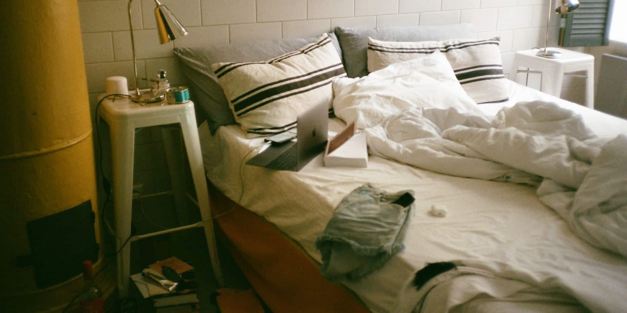 The Hidden Health Risks of a Dusty Tampa Bedroom