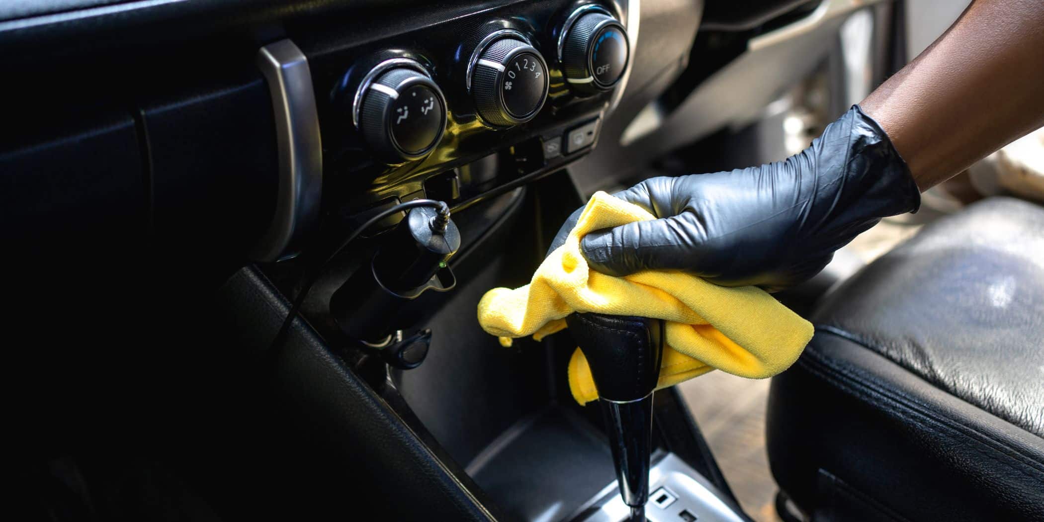 The Sneaky Spots in Your Tampa Car That Need a Cleaning